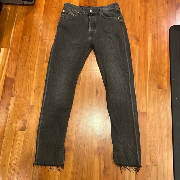 Levi's Black Denim Jeans W27 - Picture 2 of 4